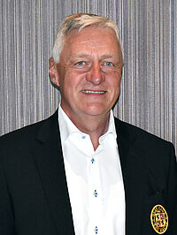 Präsident, Franz Schädler