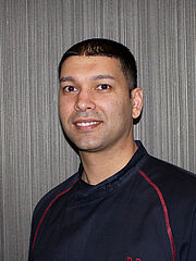 Sous Chef, Delzad Dumasia