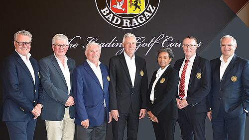 The Board of Directors of the Golf Club Bad Ragaz. Consisting of six men and one woman. All wearing a jaquet and a white shirt.